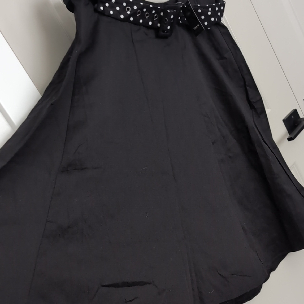 Torrid Black Pencil Skirt with Polka Dot Belt